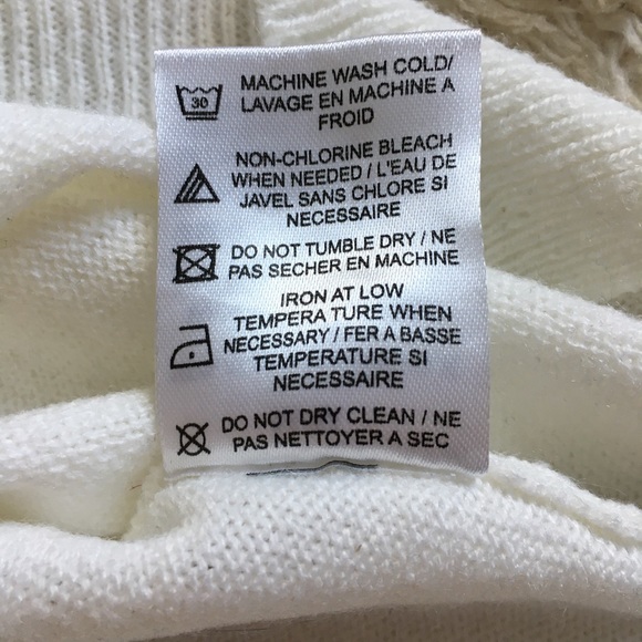 Ecru or Ivory Size S-M 100% Acrylic Long sleeve Knit Top by Ingni - Picture 6 of 12